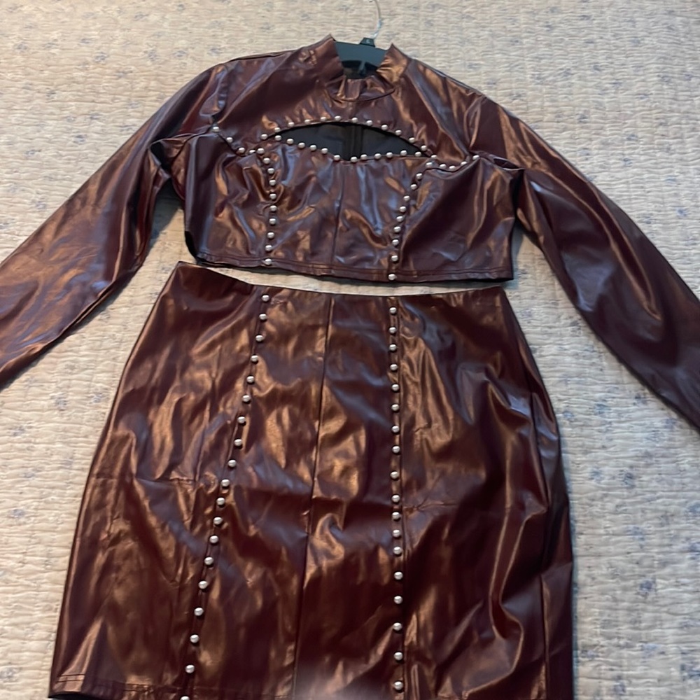 SHEIN burgundy skirt set , size 1xl